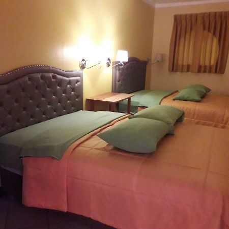 Hospedaje Karol Hotel Аякучо Екстериор снимка