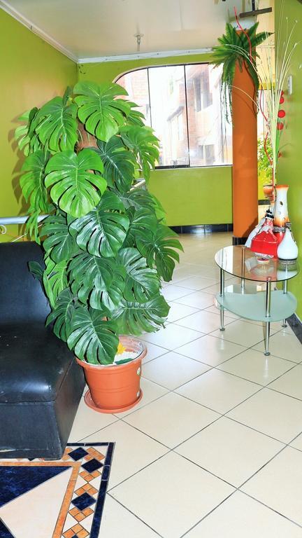Hospedaje Karol Hotel Аякучо Екстериор снимка