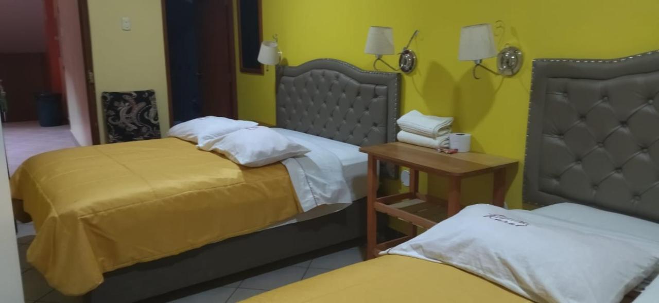 Hospedaje Karol Hotel Аякучо Екстериор снимка