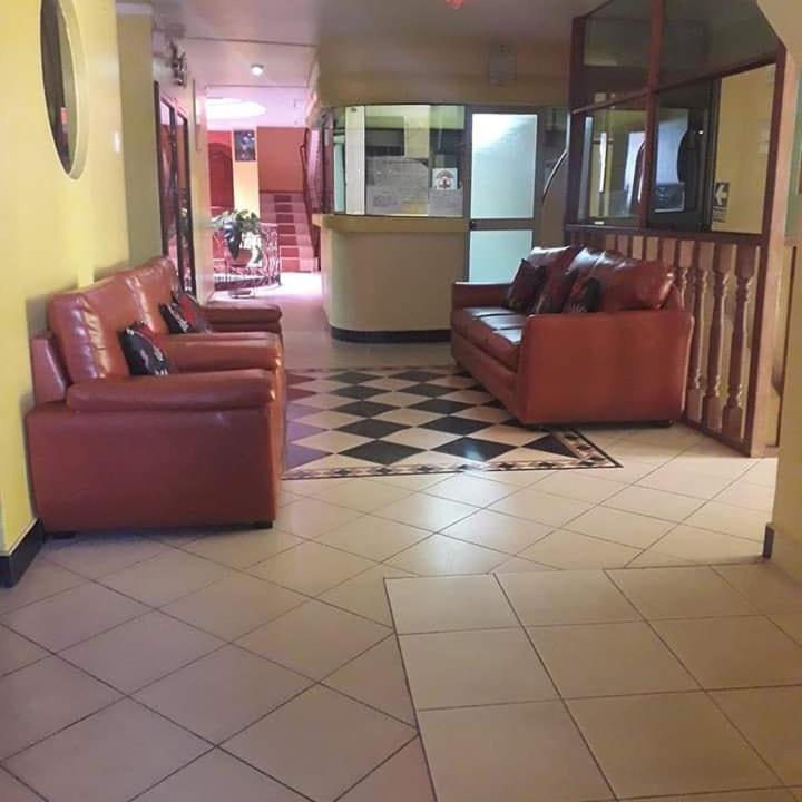Hospedaje Karol Hotel Аякучо Екстериор снимка