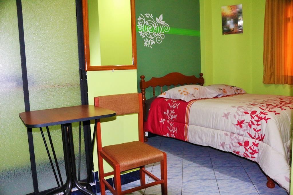 Hospedaje Karol Hotel Аякучо Стая снимка