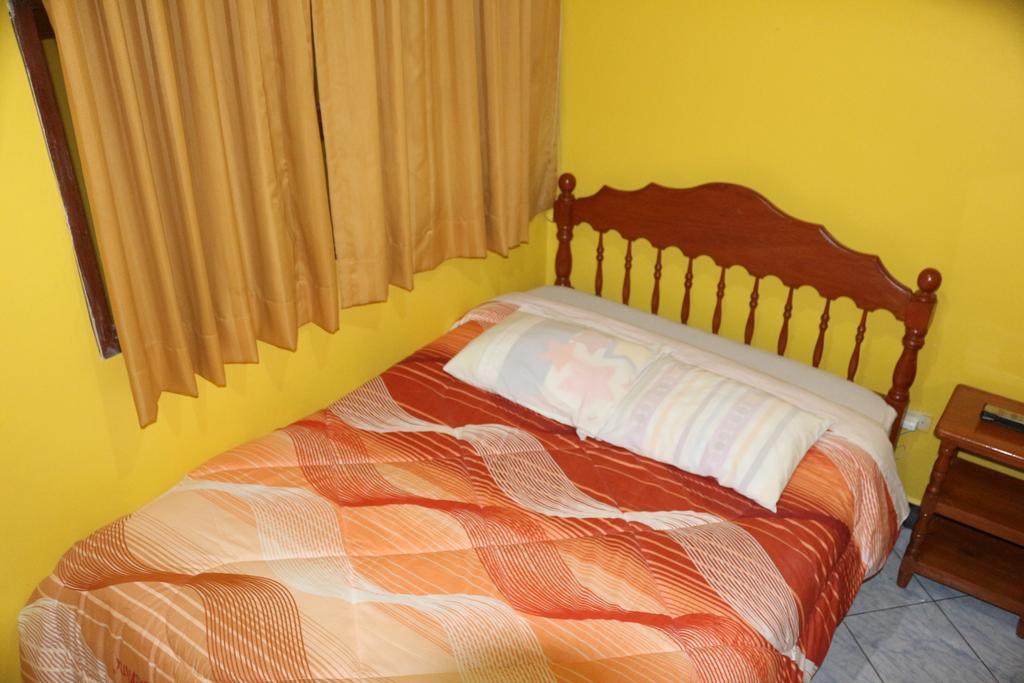 Hospedaje Karol Hotel Аякучо Стая снимка