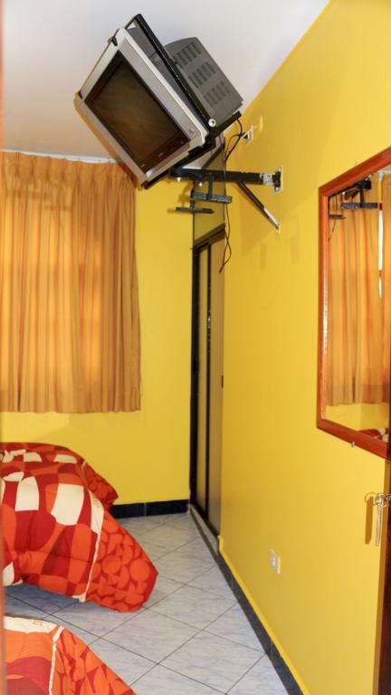 Hospedaje Karol Hotel Аякучо Стая снимка