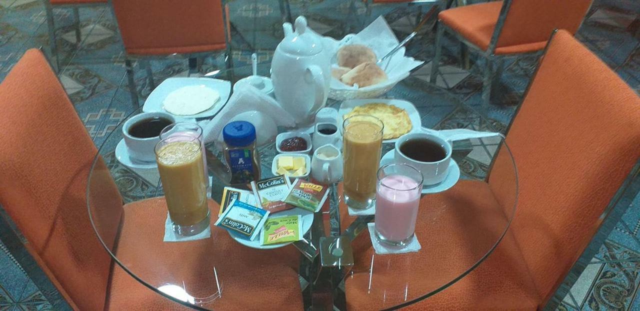 Hospedaje Karol Hotel Аякучо Екстериор снимка